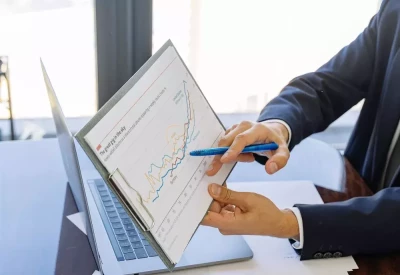 Kicsit lassul a lakásvásárlás, de a hitelek még pörögnek